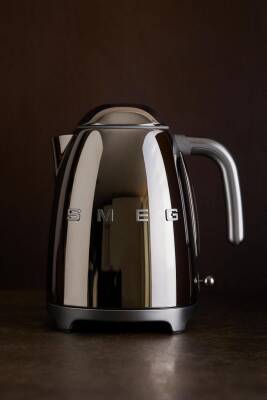 Smeg KLF03SSEU Krom 2400 Watt 1.7 Litre Çelik Kettle - 1