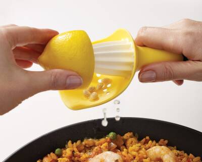 Joseph Joseph 20028 Sarı Avuç İçi Limon Sıkacağı - 3