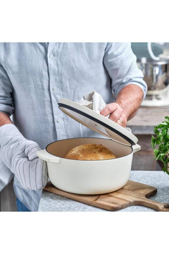 Kapaklı Döküm Demir Tencere 22 cm 3.3 L Almond Cream - 5