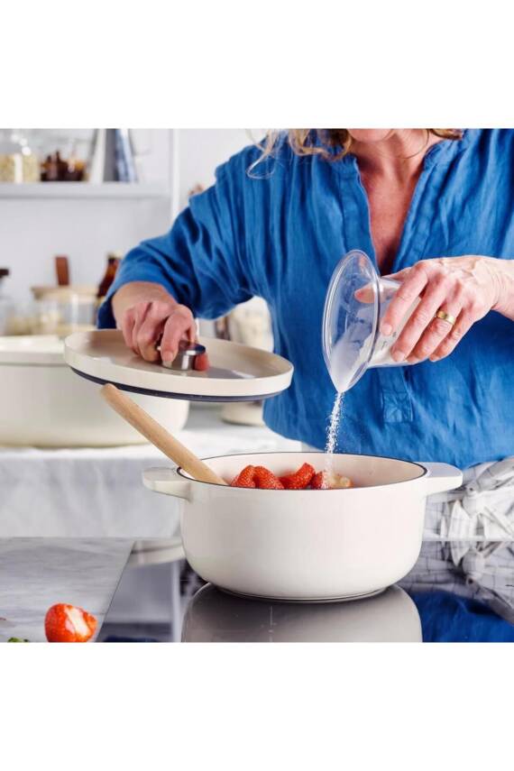 Kapaklı Döküm Demir Tencere 22 cm 3.3 L Almond Cream - 8