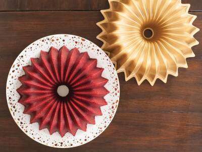 Nordicware 85777 Brillance Bundt Kek Kalıbı - 5 Cup Gold - 5