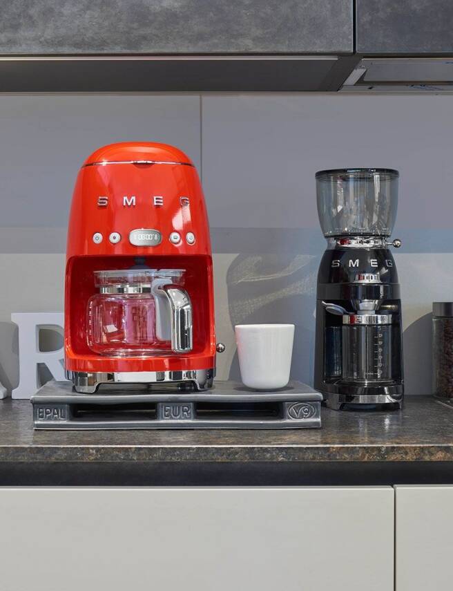 Smeg DCF02RDEU Retro Kırmızı 1.4 Litre 10 Bardak Filtre Kahve Makinesi - 7