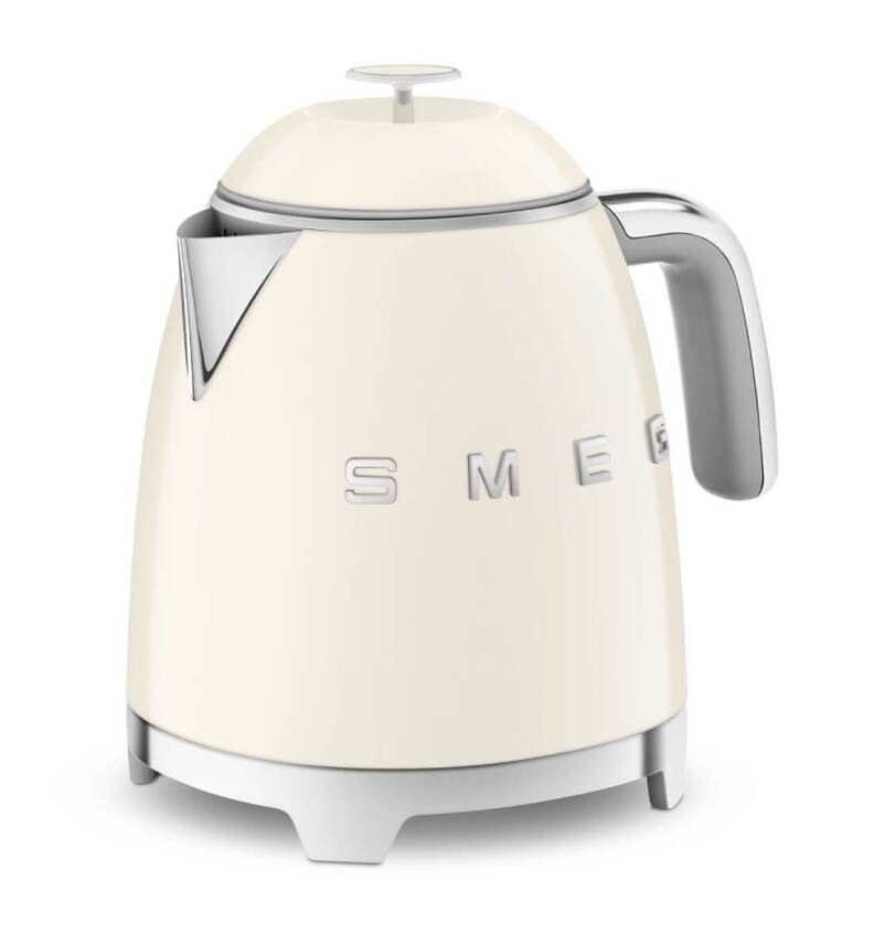 Smeg KLF05CREU 50's Style 0.8 Litre Krem Mini Kettle - 3