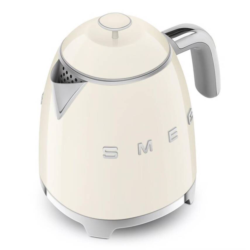 Smeg KLF05CREU 50's Style 0.8 Litre Krem Mini Kettle - 4